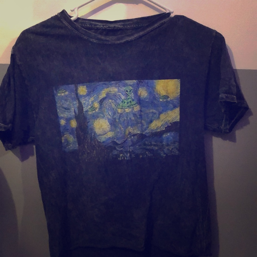 A starry night shirt with alien
